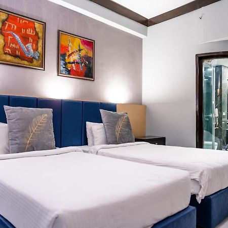 Hotel Pal Heights Bhubaneswar Bagian luar foto