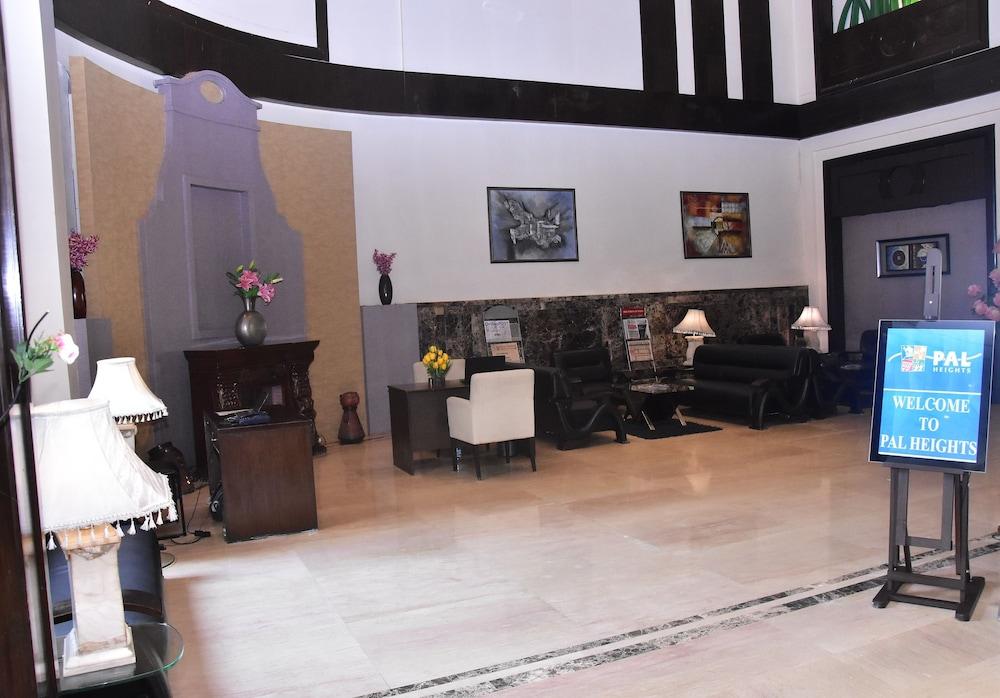 Hotel Pal Heights Bhubaneswar Bagian luar foto