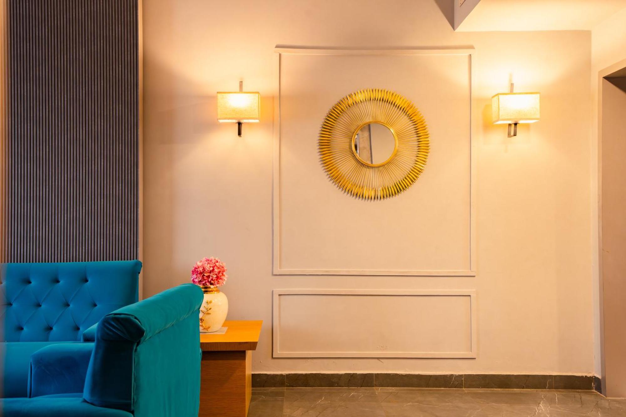 Hotel Pal Heights Bhubaneswar Bagian luar foto