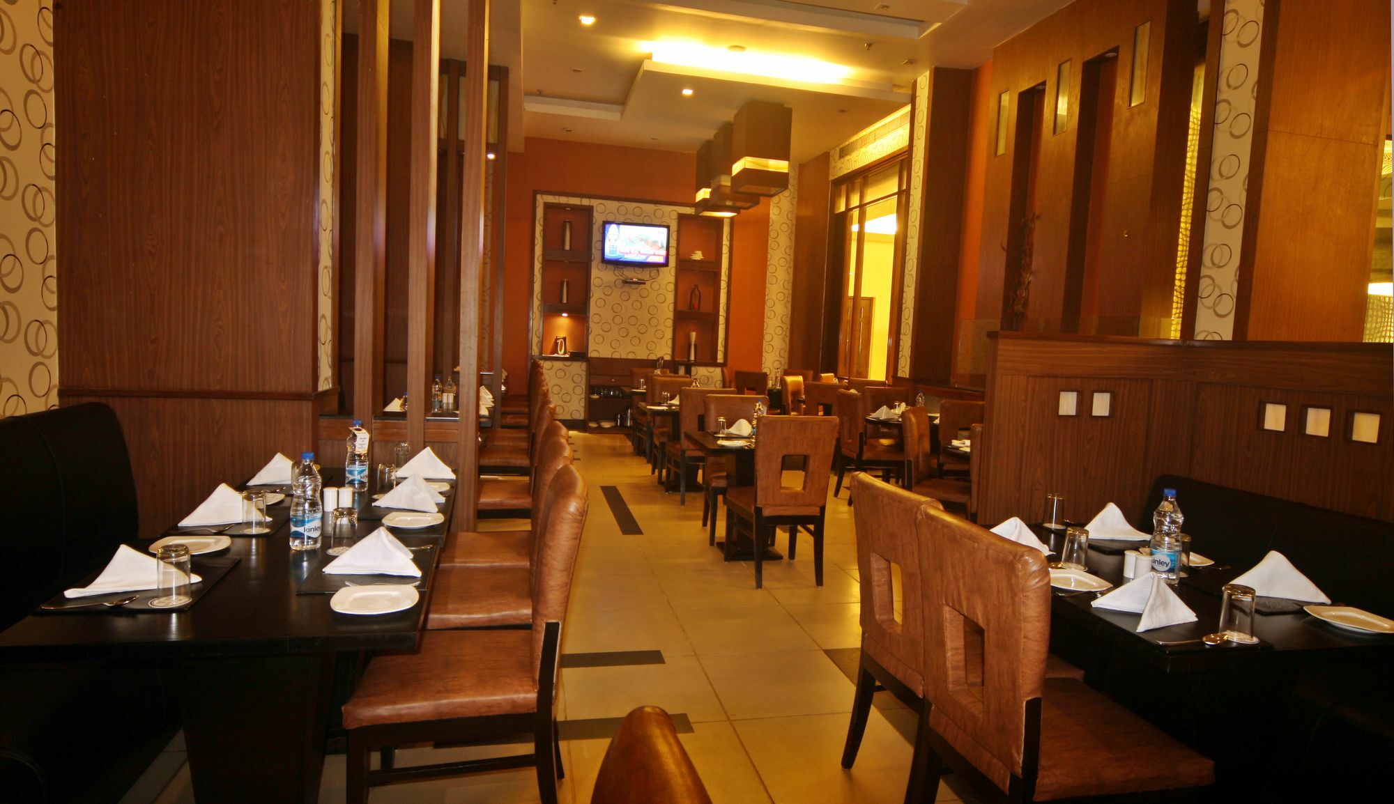 Hotel Pal Heights Bhubaneswar Bagian luar foto